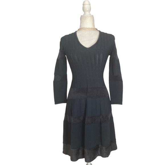 Vicedomini V Neck Knitwear Midi Dress Long Sleeves - Picture 1 of 6